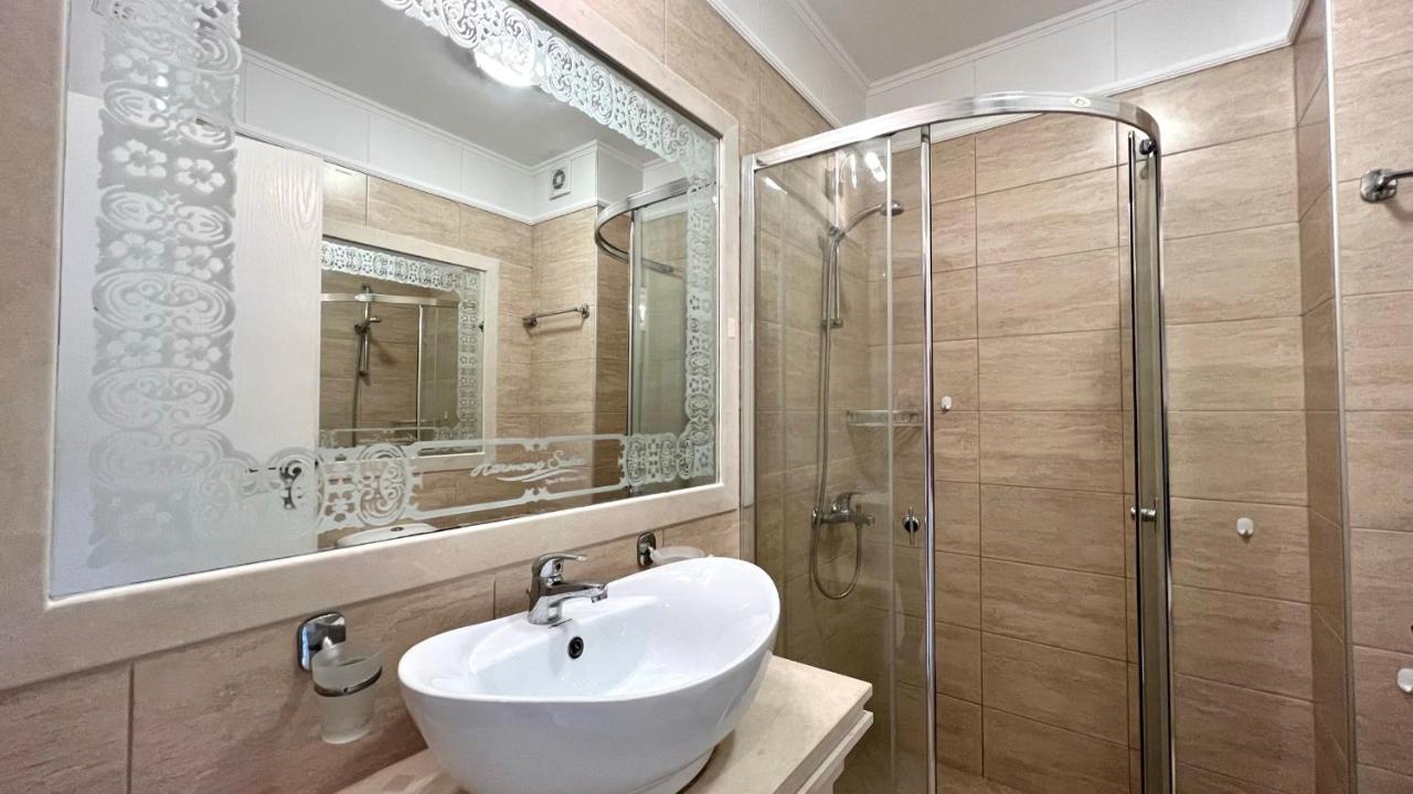 Appartamento Bratanov Harmony Monte Carlo Sunny Beach Esterno foto